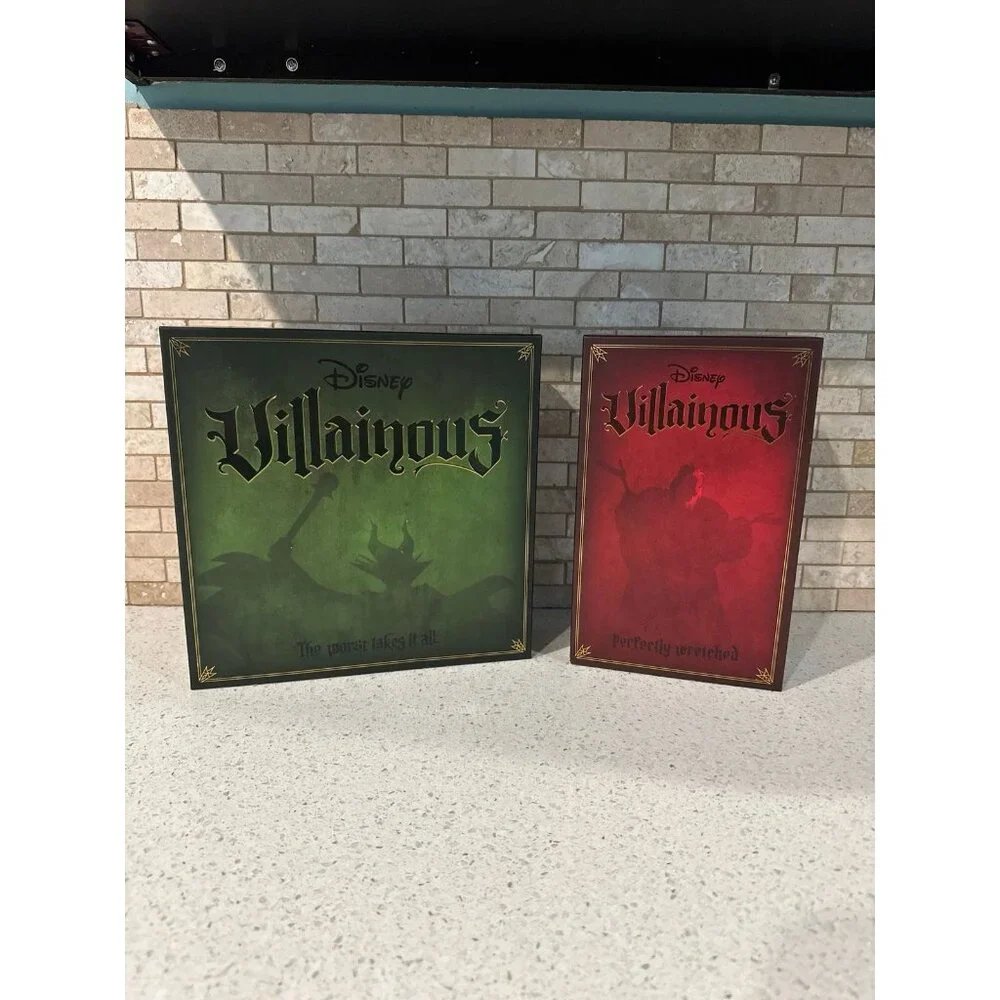 Family‎ Game - Disney Villainous bundle new sealed
